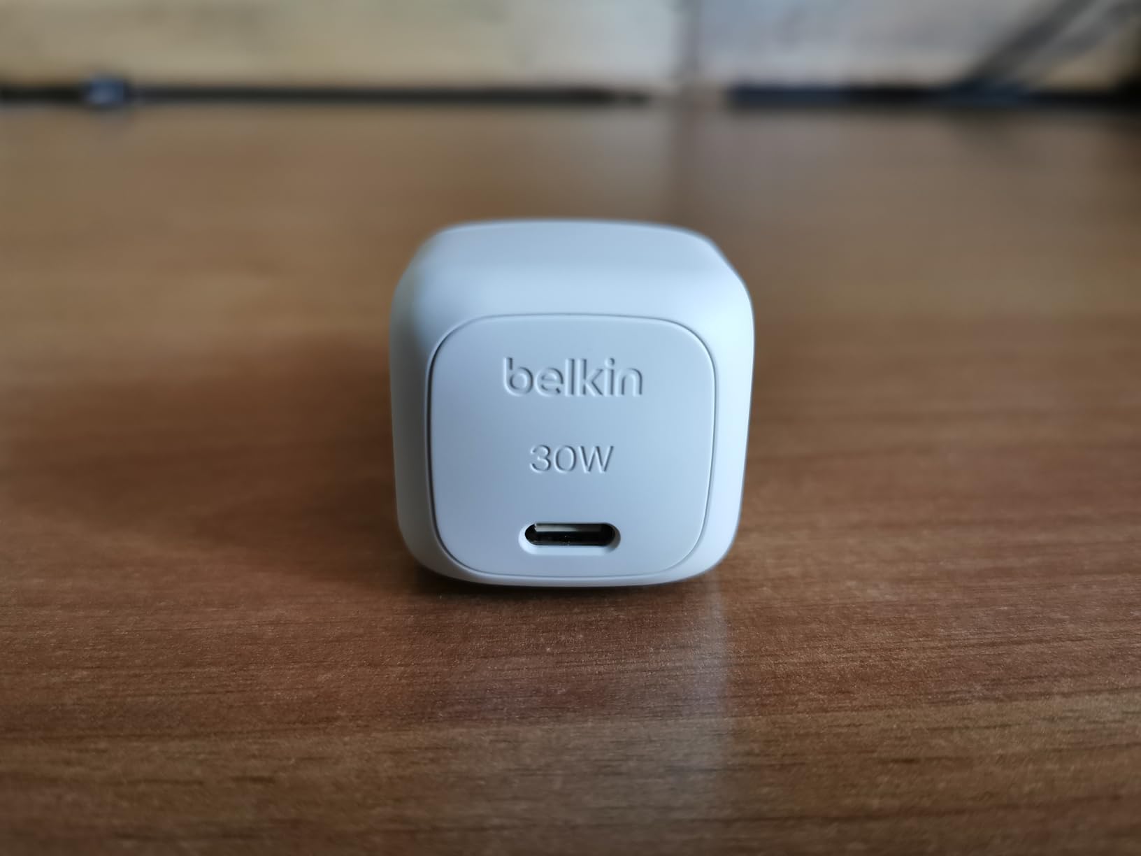 BELKIN 30W USB PD Wall Charger with PPS WHT w/1m C-LTG