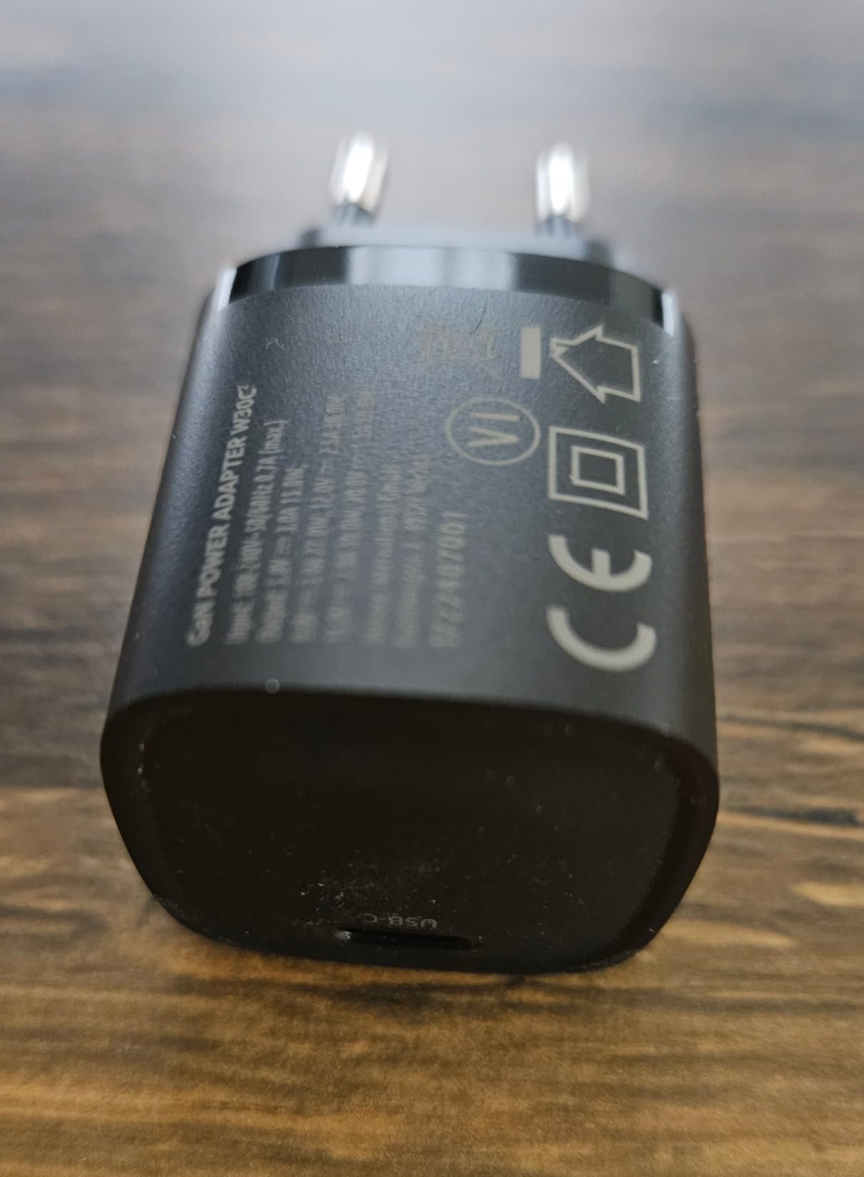 INTENSO CHARGEUR SECTEUR USB TYPE C 30 W GaN - NOIR