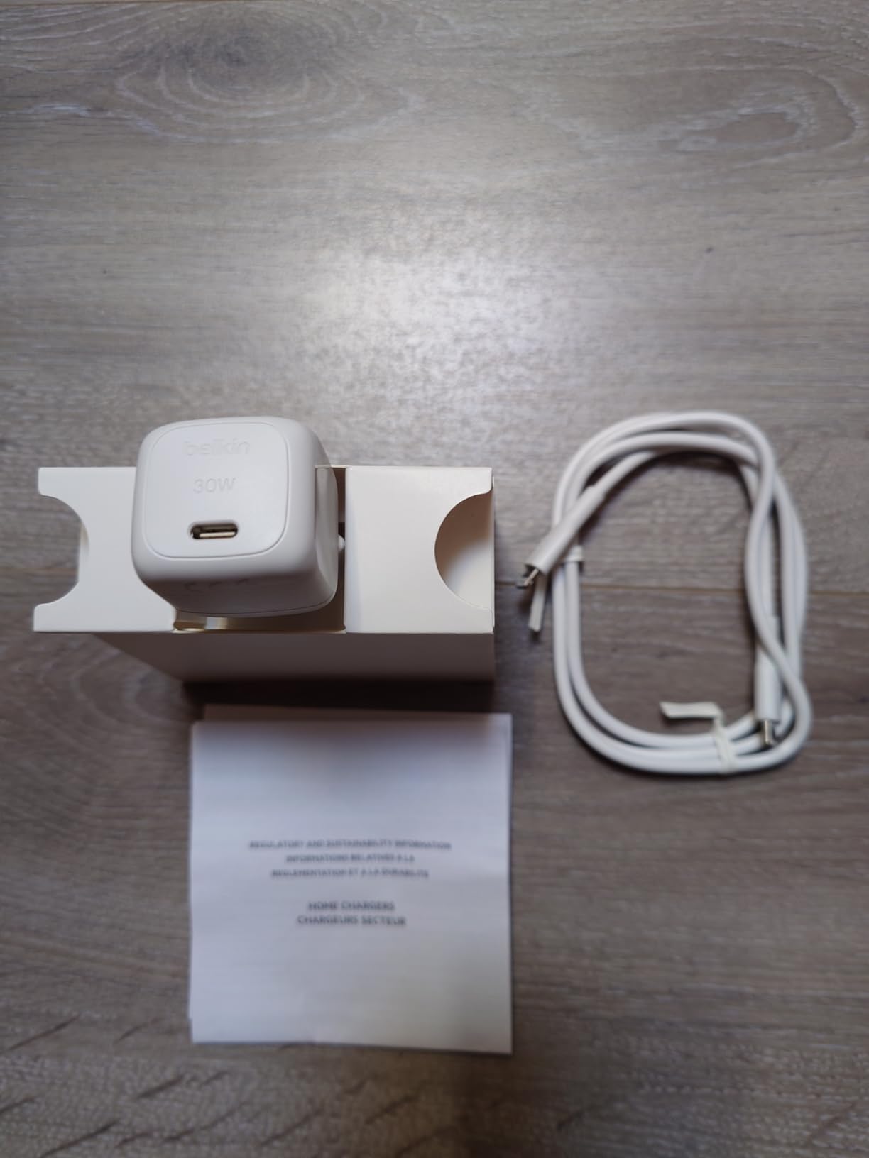 BELKIN 30W USB PD Wall Charger with PPS WHT w/1m C-LTG