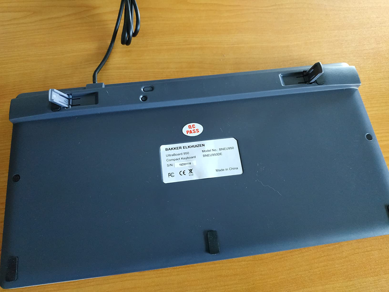 BAKKERELKHUISEN Clavier Compact UltraBoard 950 (DE)