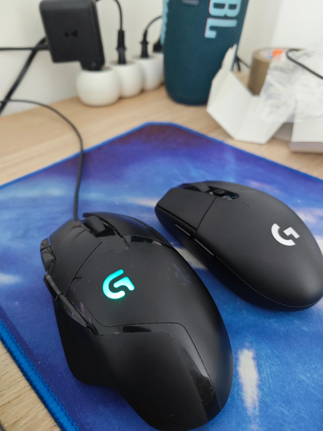 LOGITECH G G305 Mouse optical 6 buttons wireless 2.4 GHz USB wireless receiver black