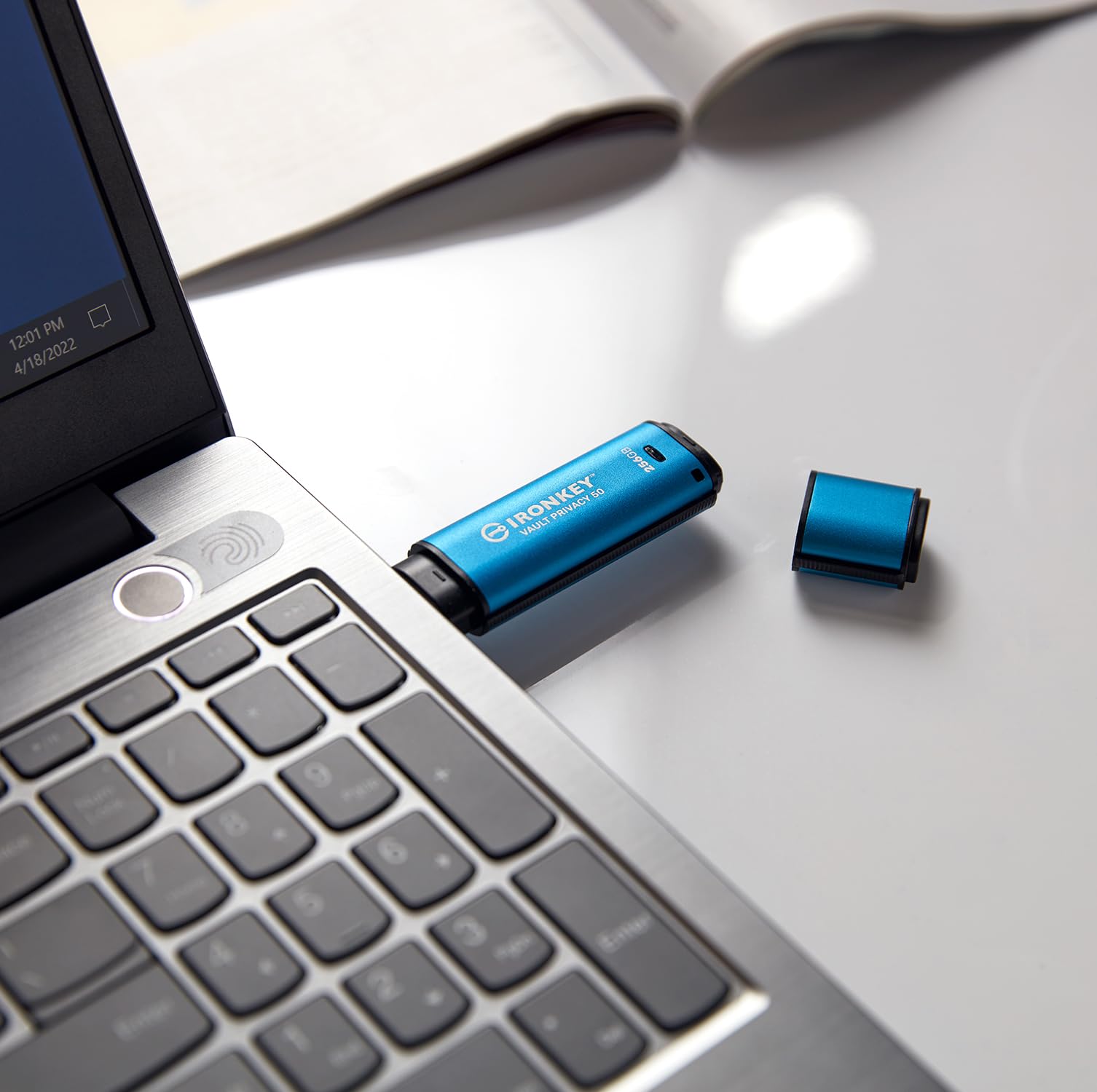 KINGSTON 16Go IronKey Vault Privacy 50 USB AES-256 Encrypted FIPS 197