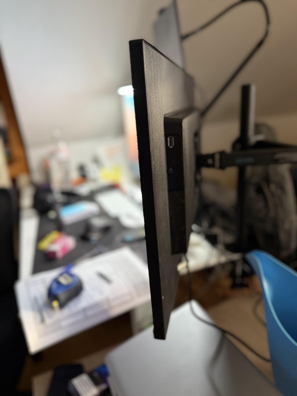 LS27D700EAUXEN 27" S7 S70D 4K UHD 60Hz
