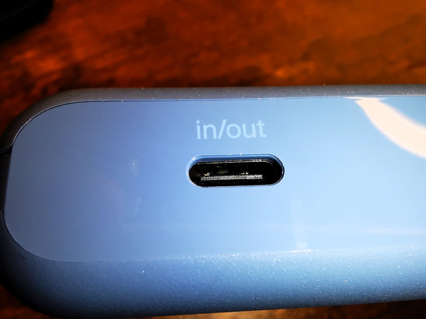 BELKIN 10k PD20w Integrated USB-C Cable Power Bank Blue