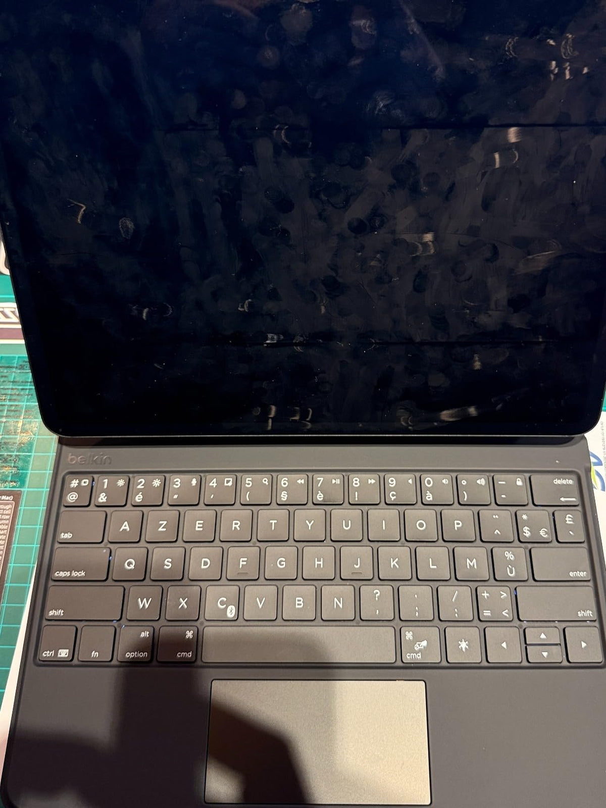 BELKIN Magnetic Keyboard Folio for iPad 10th Gen French