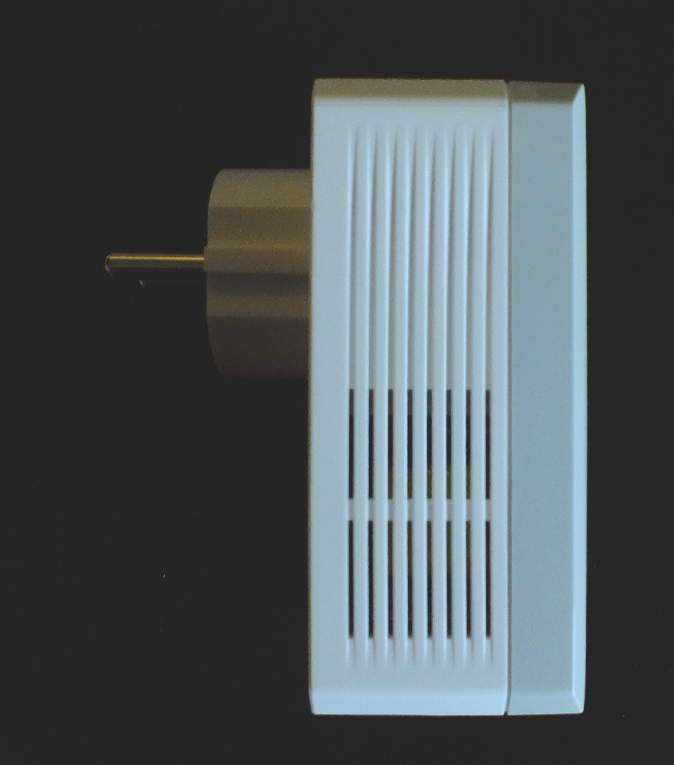 TP-LINK TL-PA4015P BOITIER SUPP CPL AV500 AVEC PRISE GIGOGNE