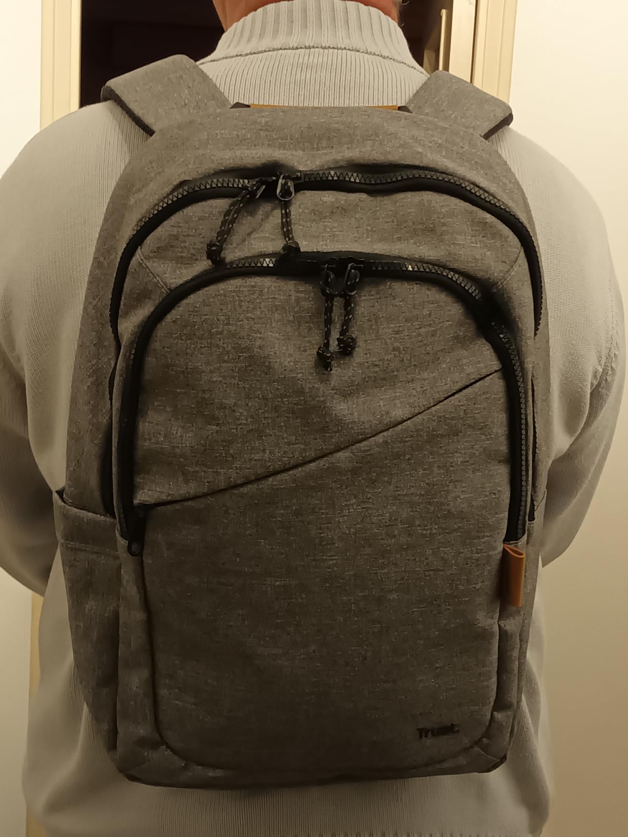 TRUST Sac à dos AVANA 16p gris