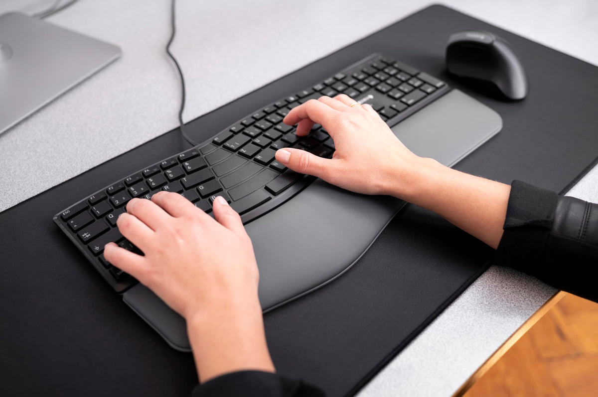 CHERRY Clavier KC 4500 ERGO USB, Belge noir
