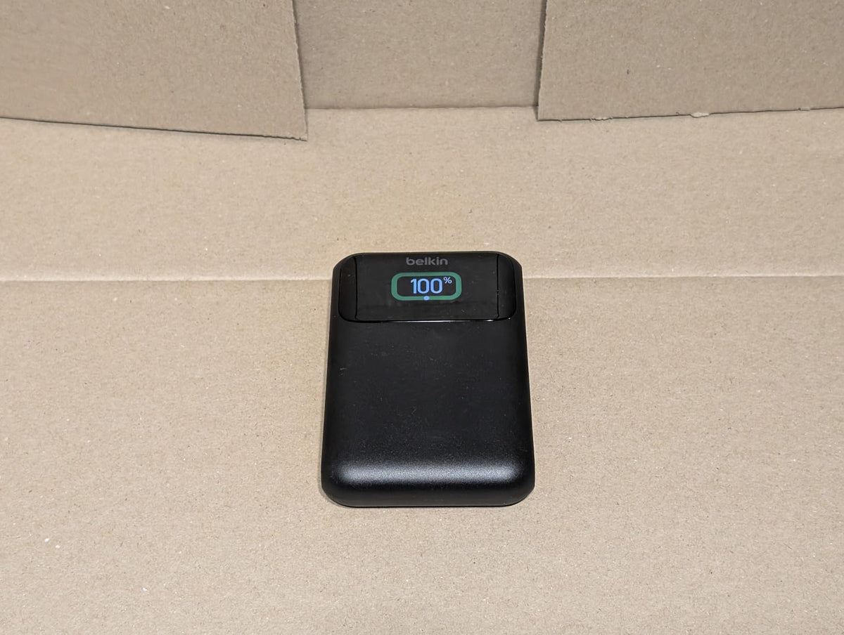 BELKIN 20k 65w Laptop Powerbank Digital display