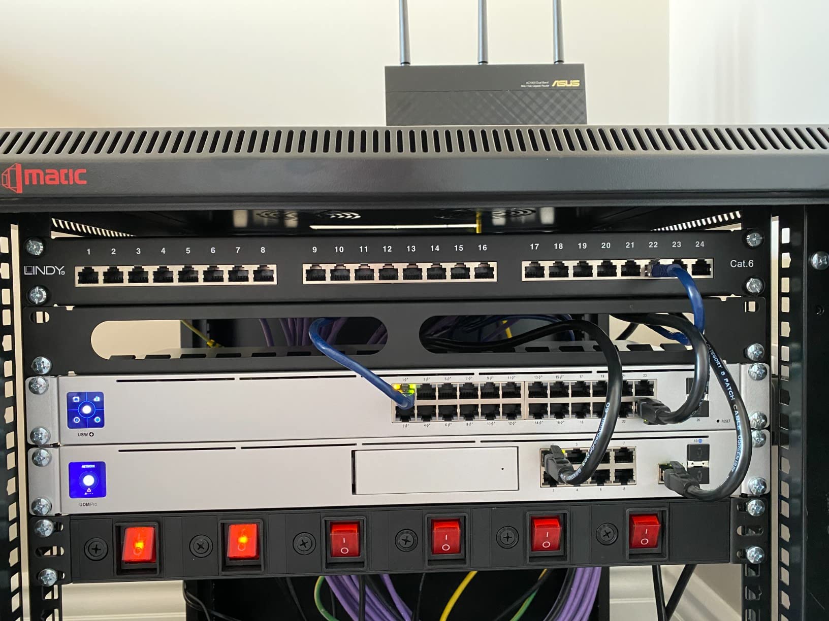LINDY Cat.6 Patchpanel 24p STP 1U black