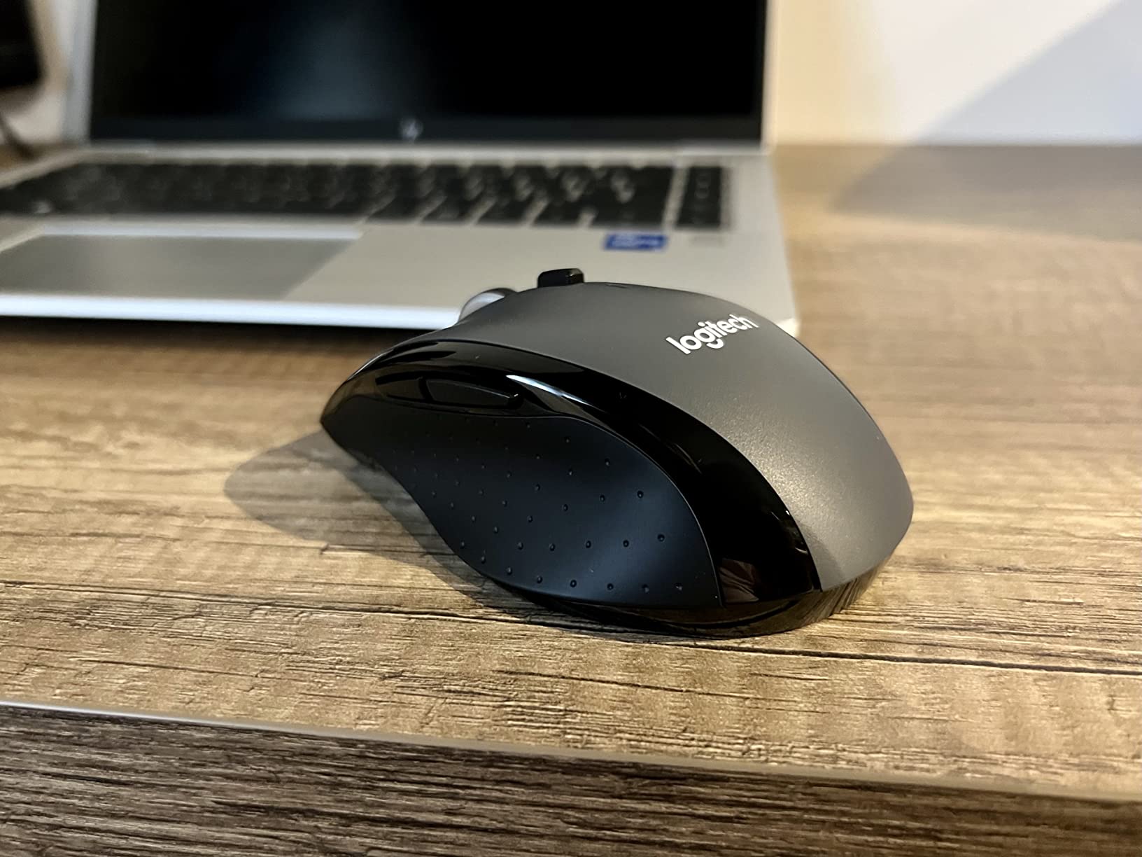 LOGITECH Marathon M705 Mouse right-handed laser wireless 2.4 GHz USB wireless receiver