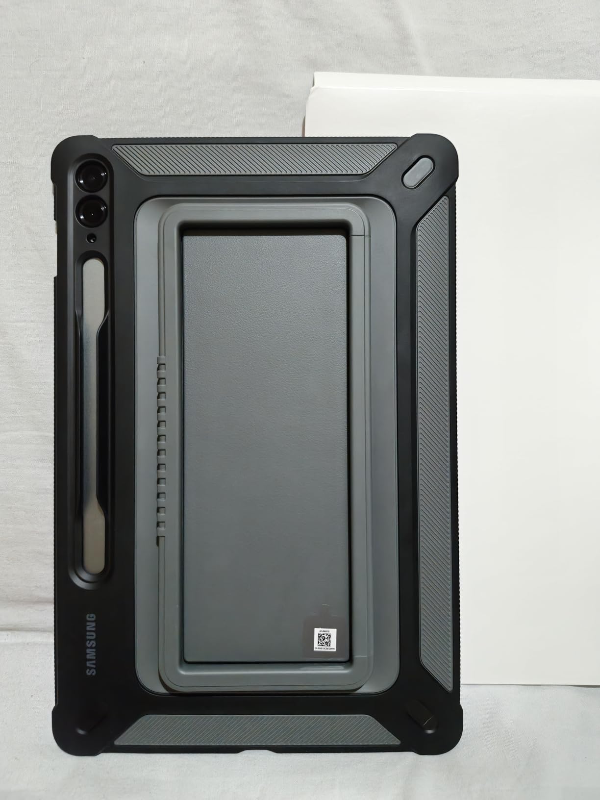 SAMSUNG Outdoor Cover for Galaxy Tab S9 FE+ Titan