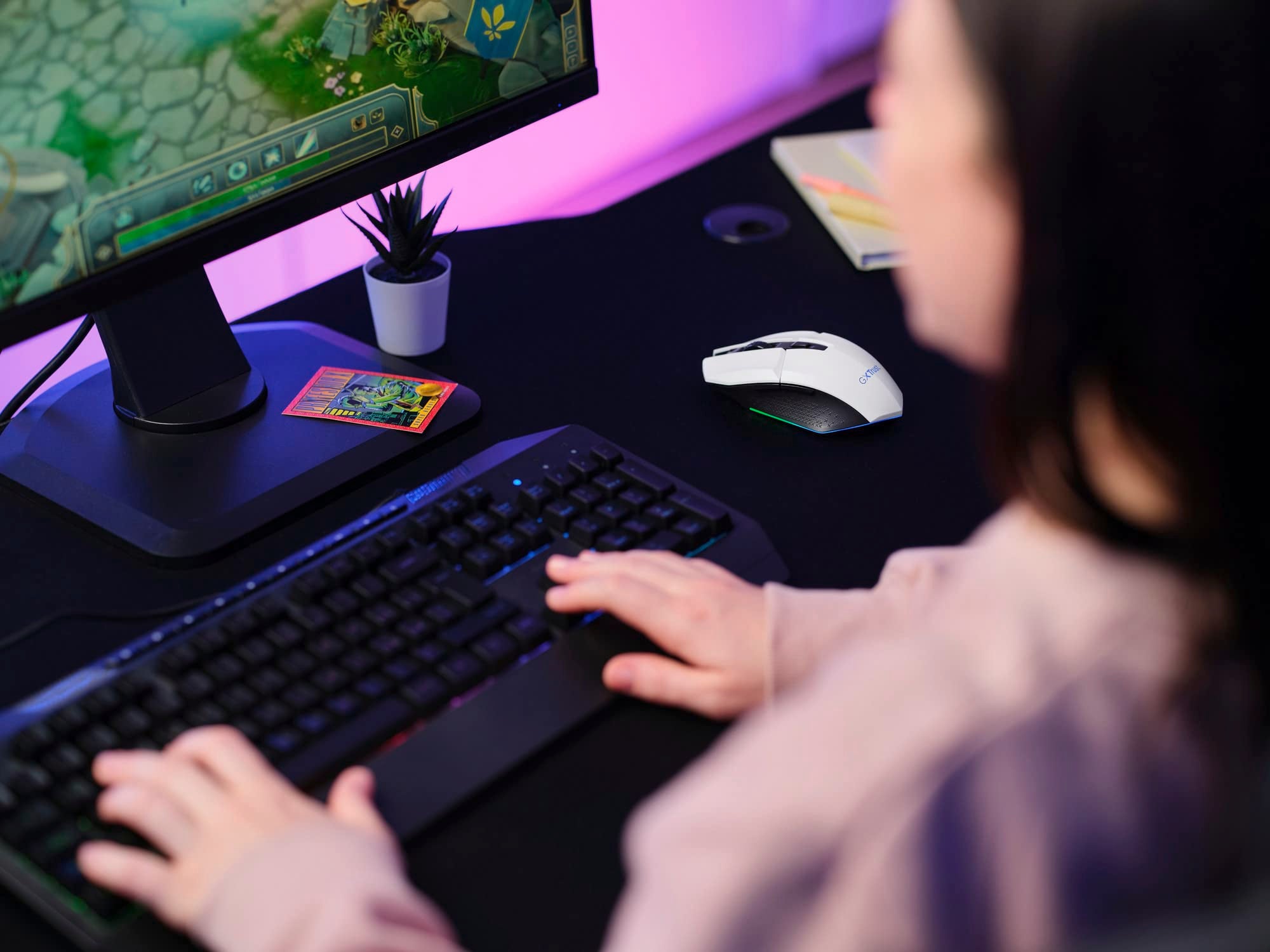 TRUST Souris gaming sans fil FELOX rétroéclairée - Blanche