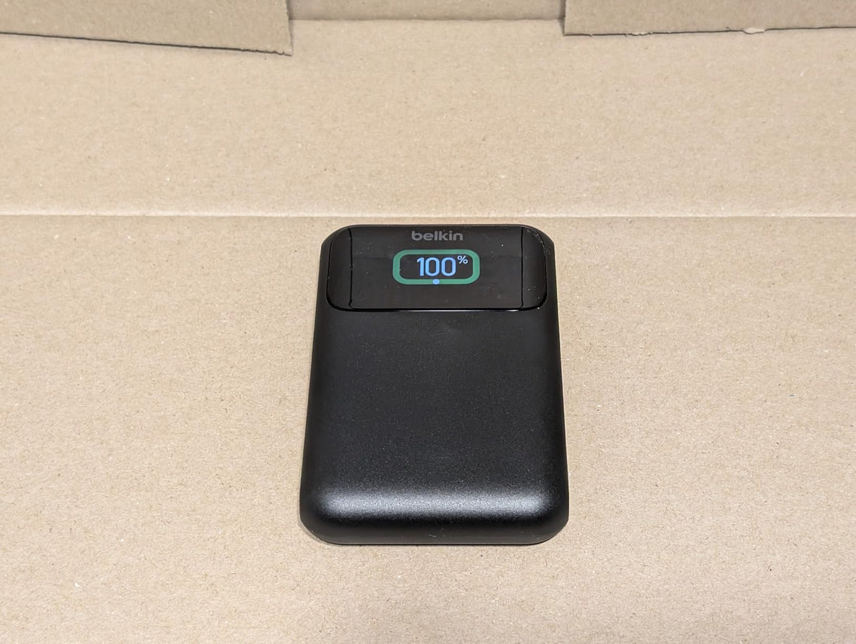 BELKIN 20k 65w Laptop Powerbank Digital display
