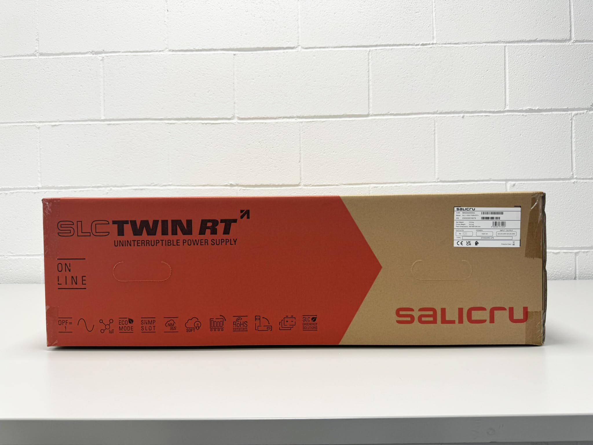Salicru Onduleur SLC 1500 TWIN RT3, Rack/tour Onduleur de 1500 VA IoT On-line à