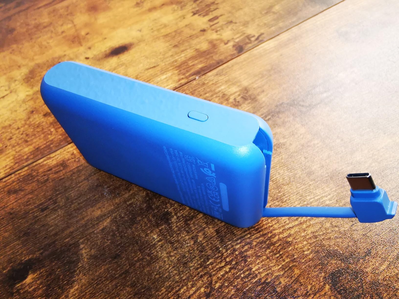 BELKIN 10k PD20w Integrated USB-C Cable Power Bank Blue