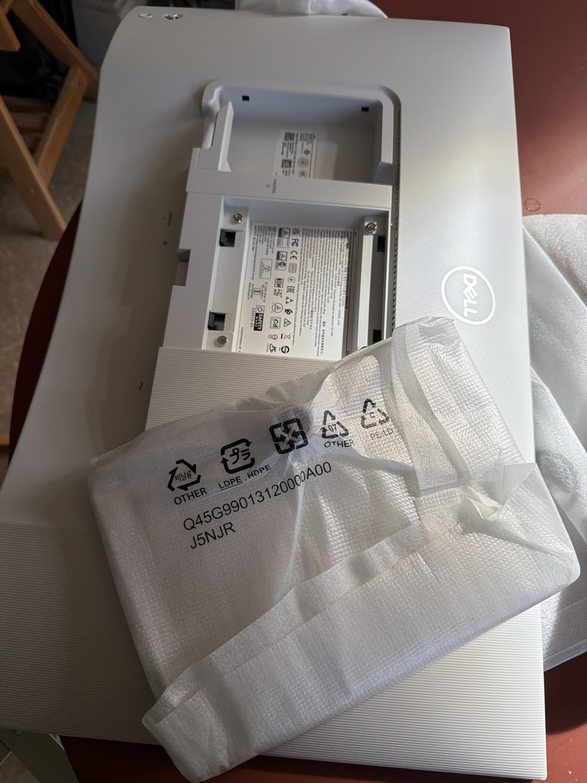 Dell Pro Plus 27" S2725QC 4K USB-C Monit