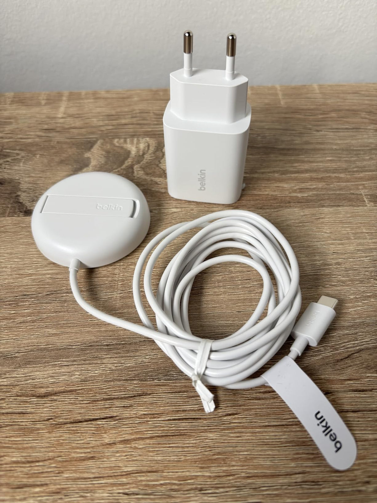 BELKIN BOOST CHARGE Qi2 15w Magnetic Pad White