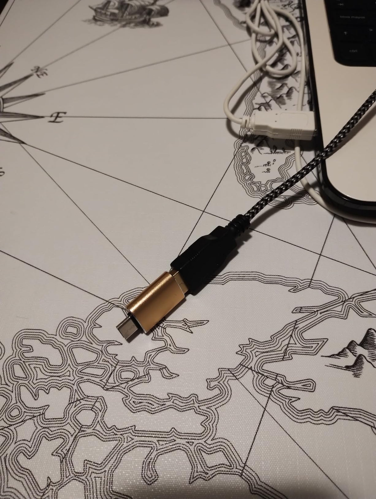 TRUST Microphone streaming MANTIS - GXT232