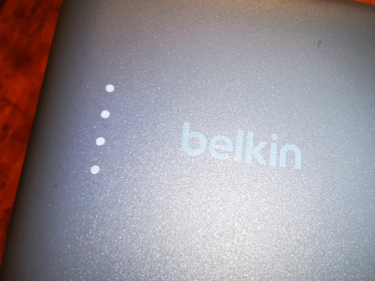 BELKIN 10k PD20w Integrated USB-C Cable Power Bank Blue