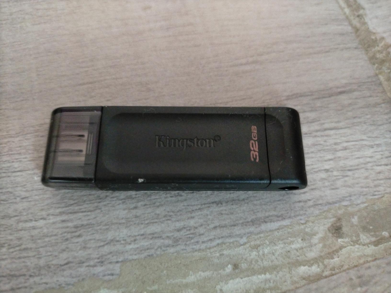 KINGSTON 128Go USB-C 3.2 Gen1 DataTraveler 70