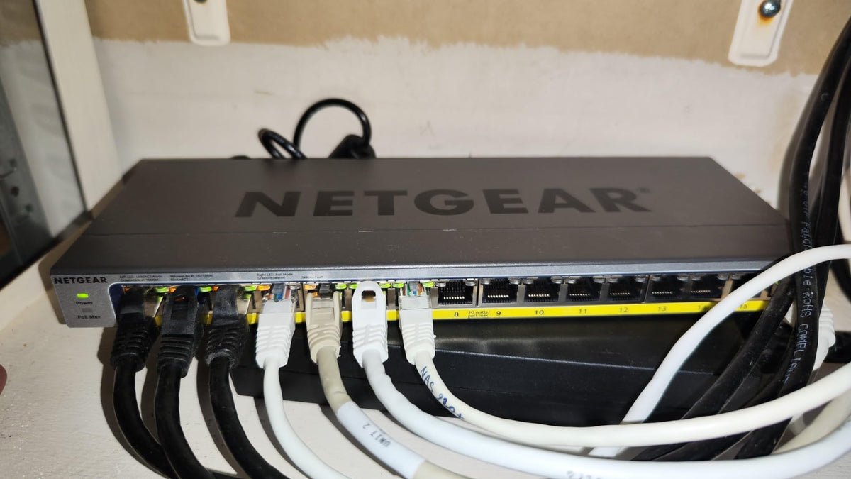 8PT POE/POE+GIGABIT UNMANAGED SWCH