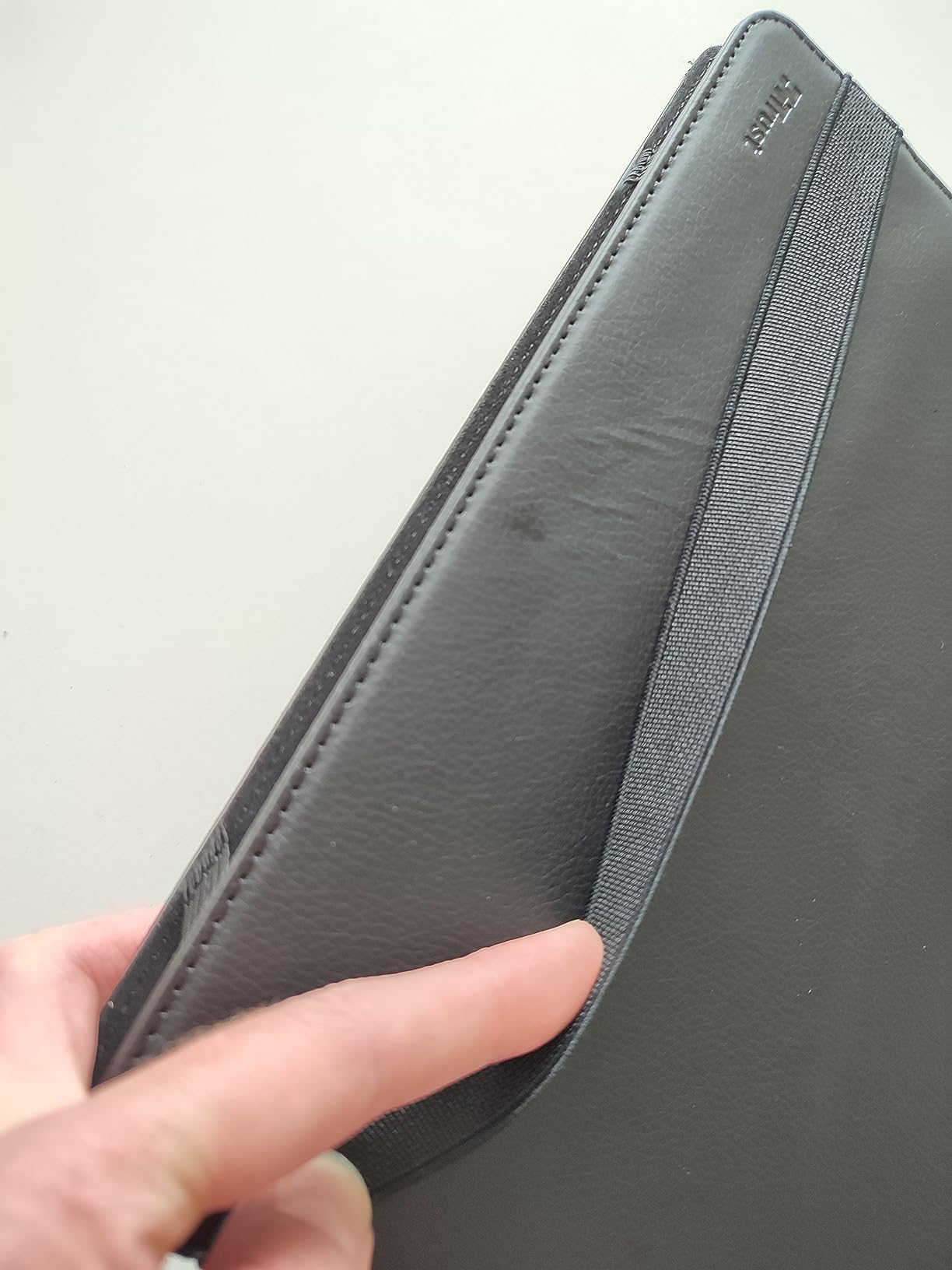 TRUST Housse universelle PRIMO pour tablette 10p ECO - Black