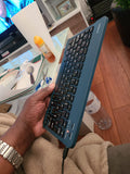 MOBILIS Clavier pour tablette Bluetooth AZERTY Français - Bleu