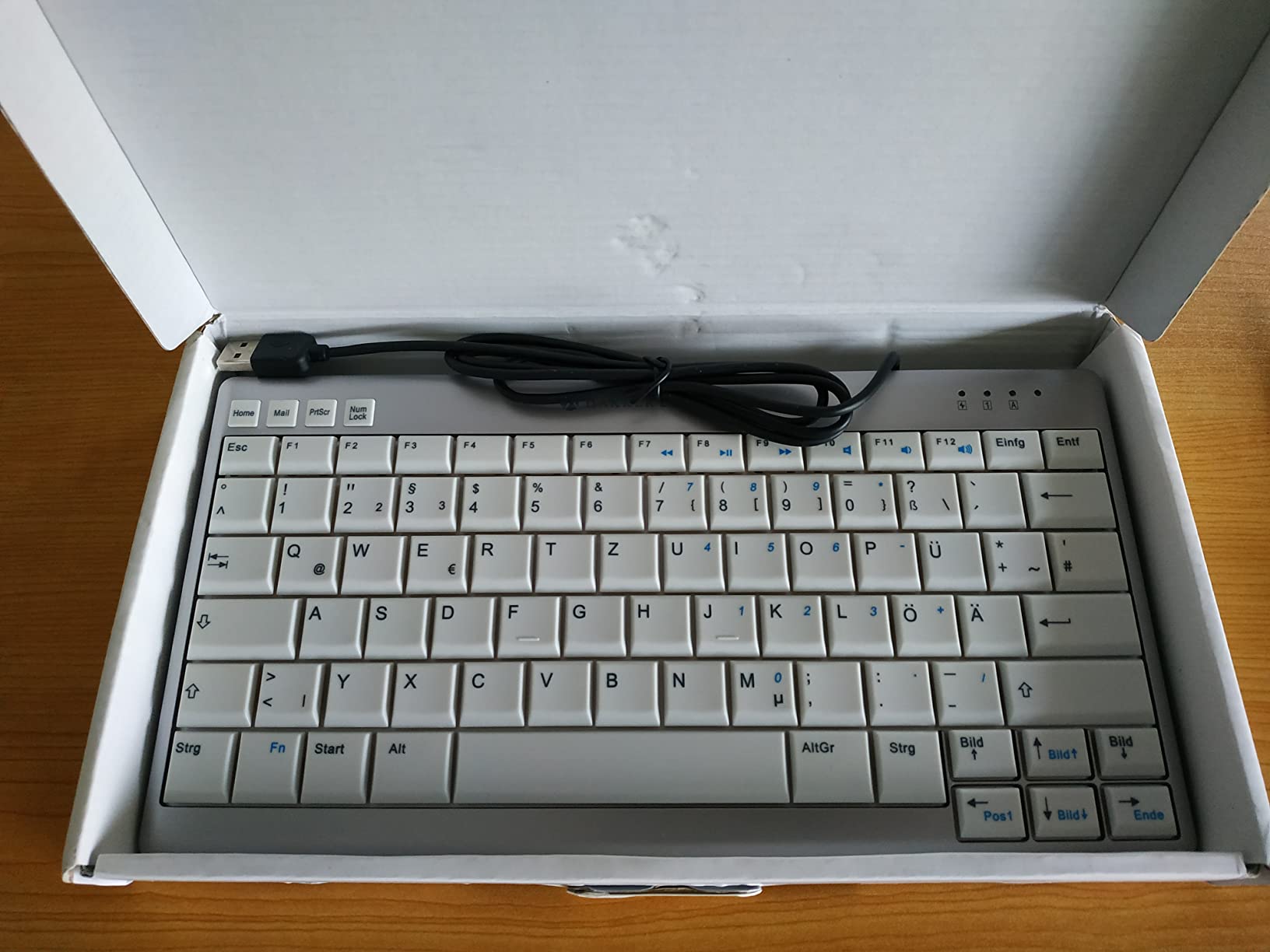 BAKKERELKHUISEN Clavier Compact UltraBoard 950 (DE)