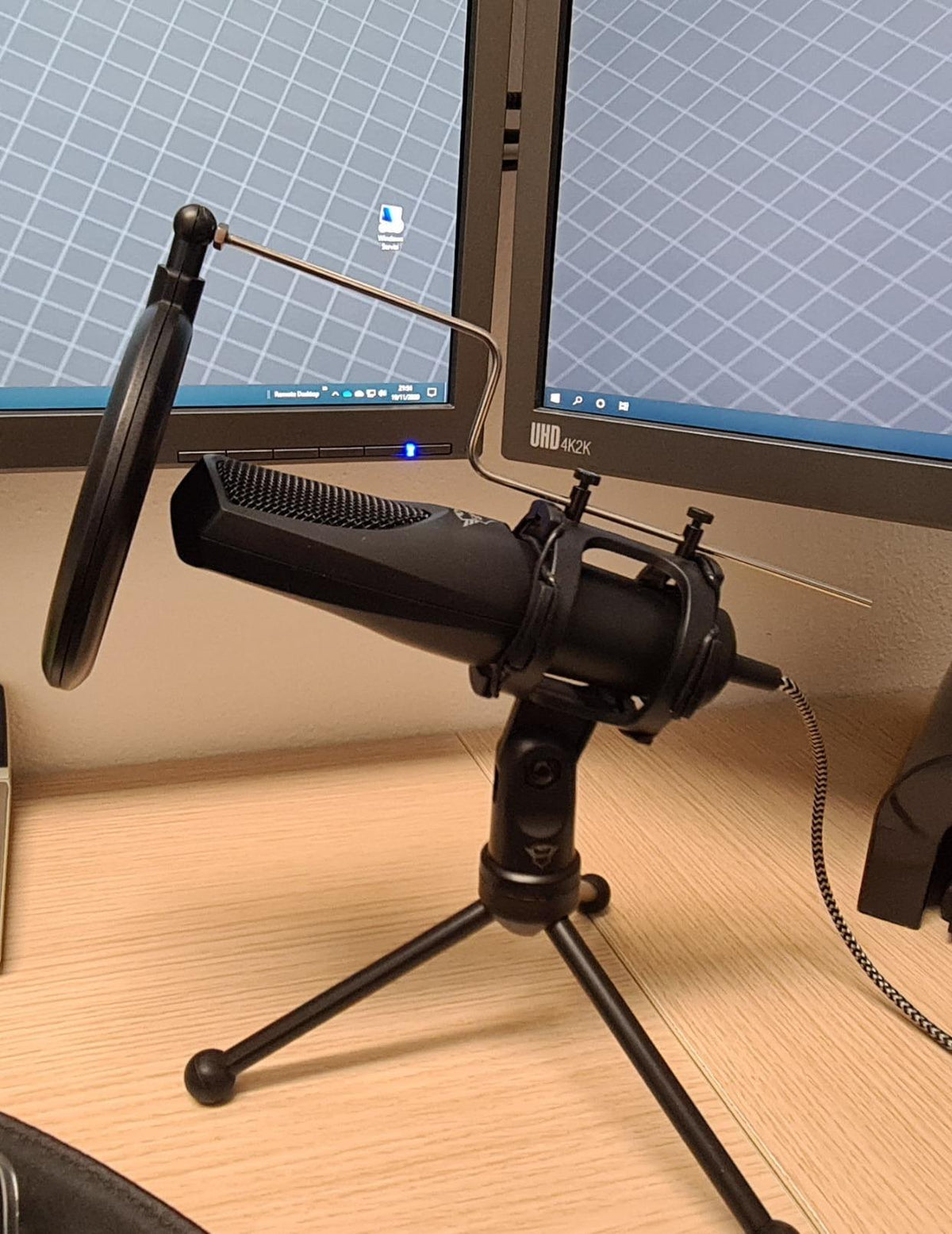 TRUST Microphone streaming MANTIS - GXT232