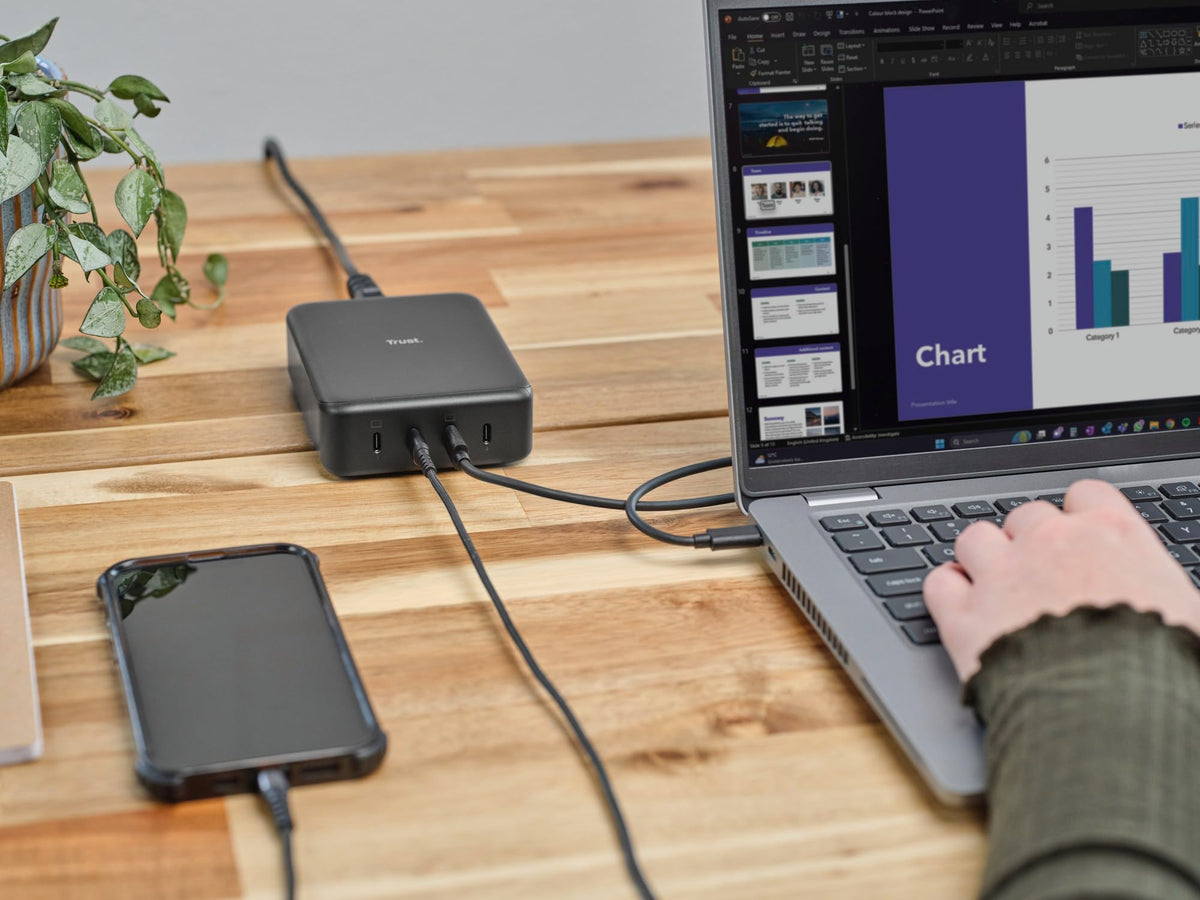 TRUST Chargeur de bureau universel MAXO 240 watts 4 ports USB-C