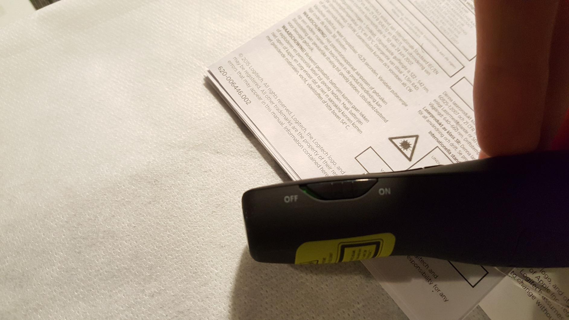 LOGITECH Wireless Presenter R400 Presentation remote control RF