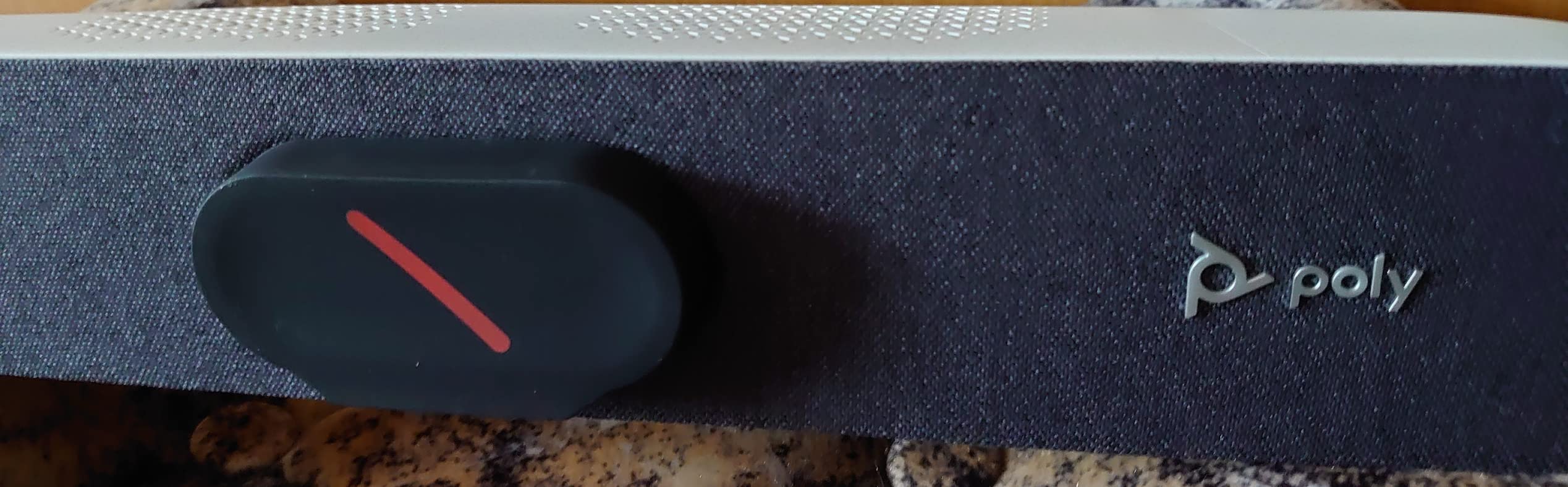 Poly R30 UVB EMEA-INTL Eng