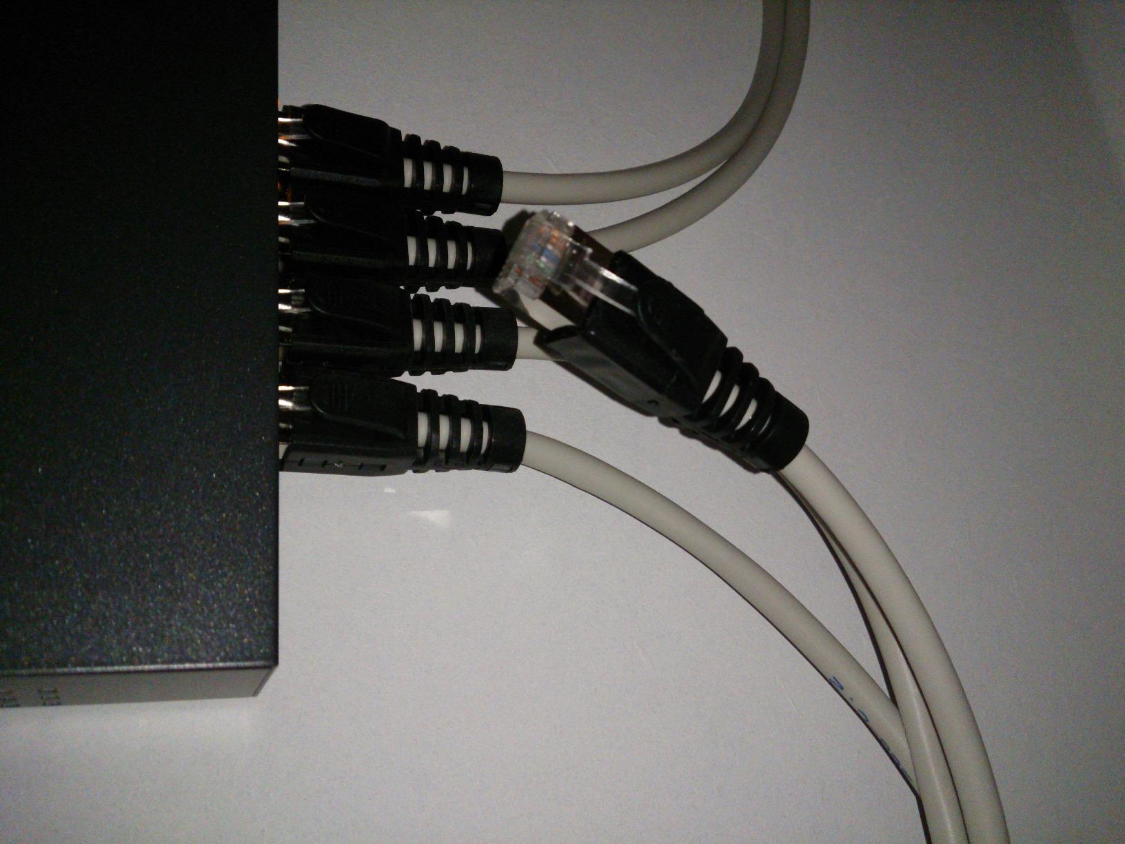 Manchon RJ45 noir clipsable diamètre 6 mm (sachet de 10 pcs)