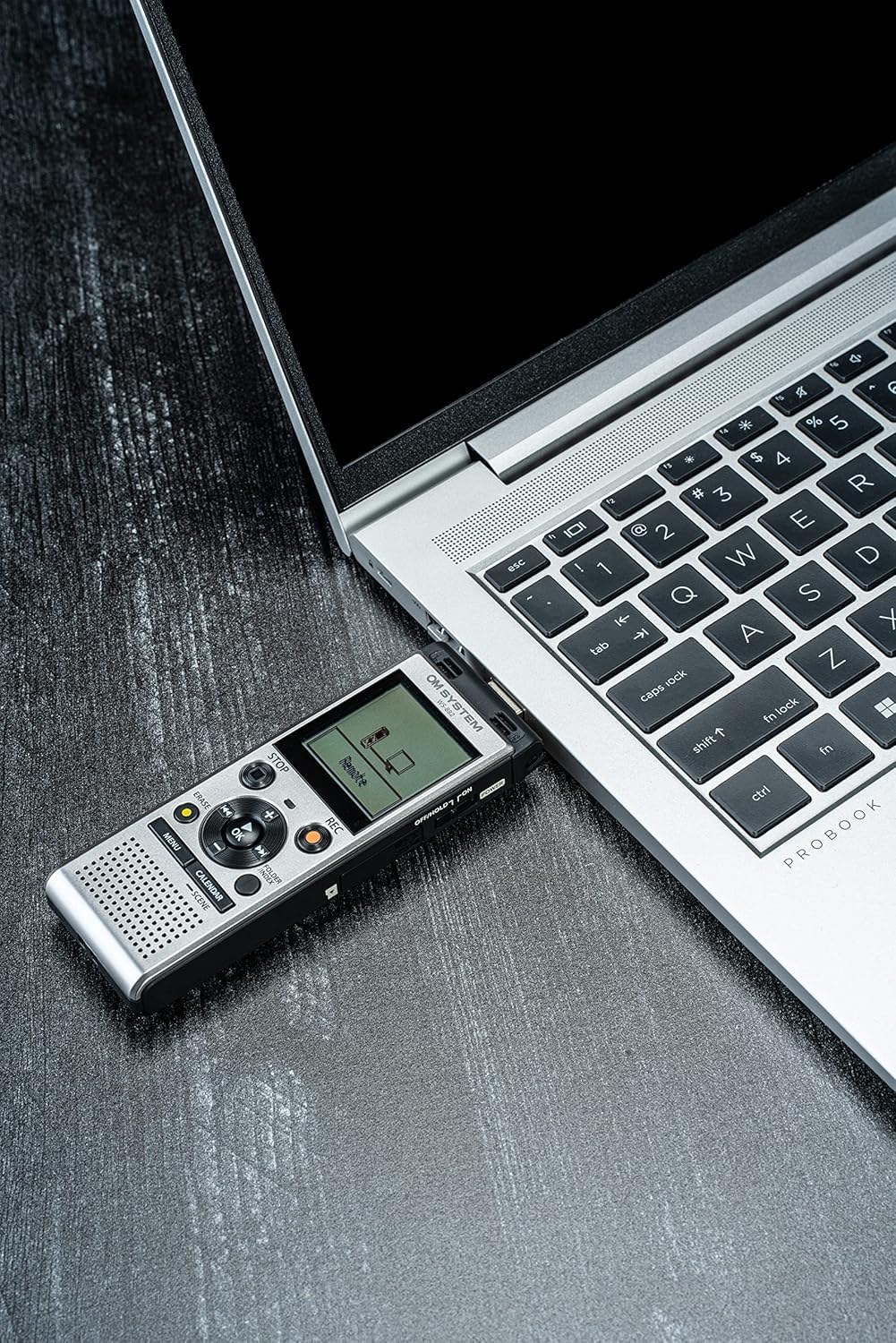 OM SYSTEM Enregistreur numérique WS-882 (4GB) - Argent