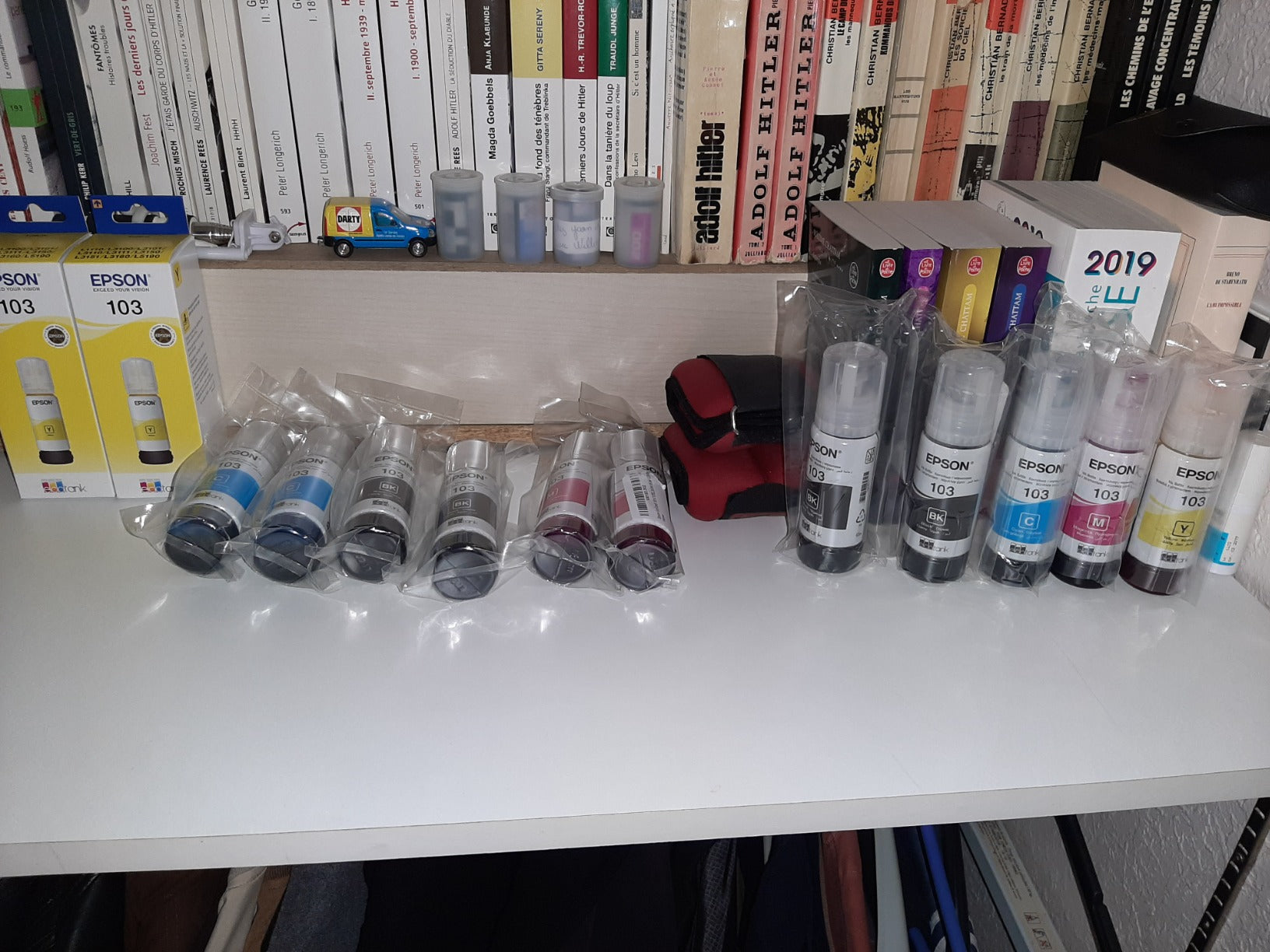 EPSON 1LB 103 EcoTank Magenta ink bottle local
