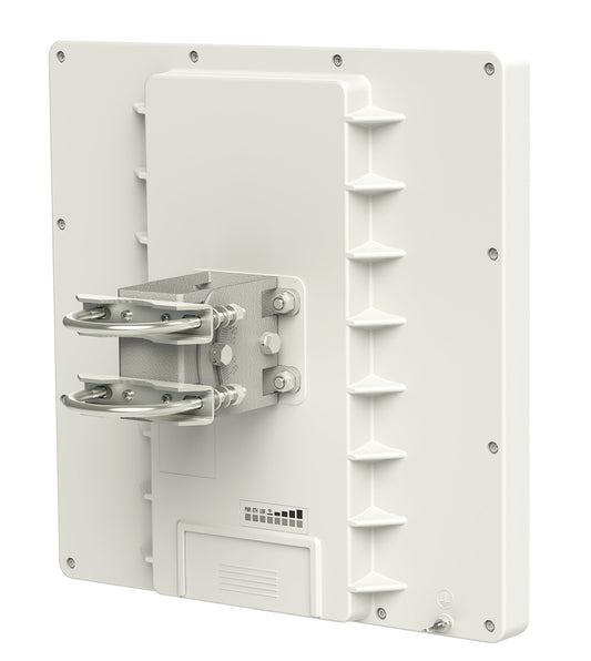 Mikrotik QRT 5 Blanc Connexion Ethernet, supportant l'alimentation via ce port (PoE)