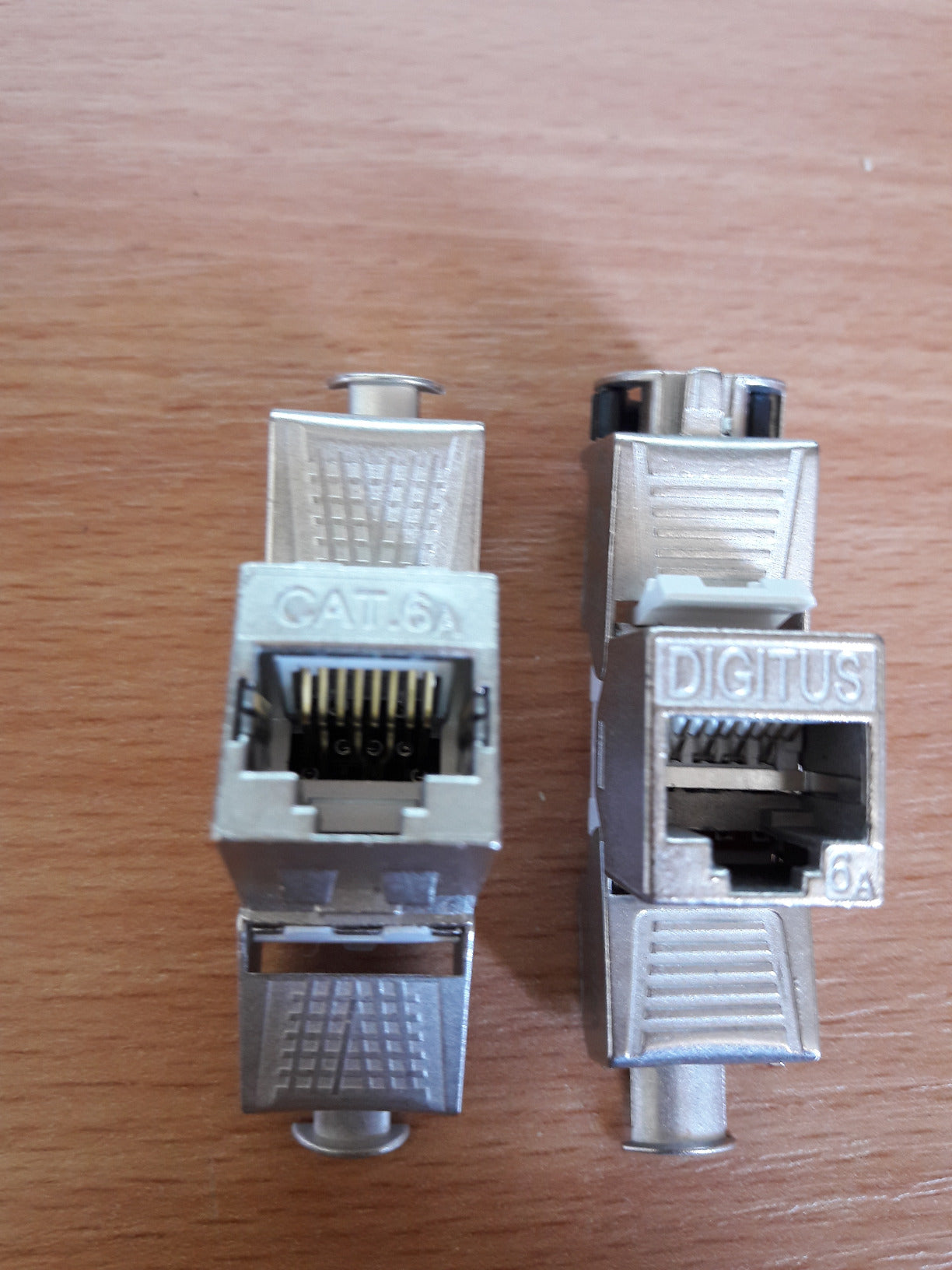 Module Keystone CAT 6A - blindé avec gestionnaire de câbles intelligent - Argent - Rj-45 - 19 g - Chine