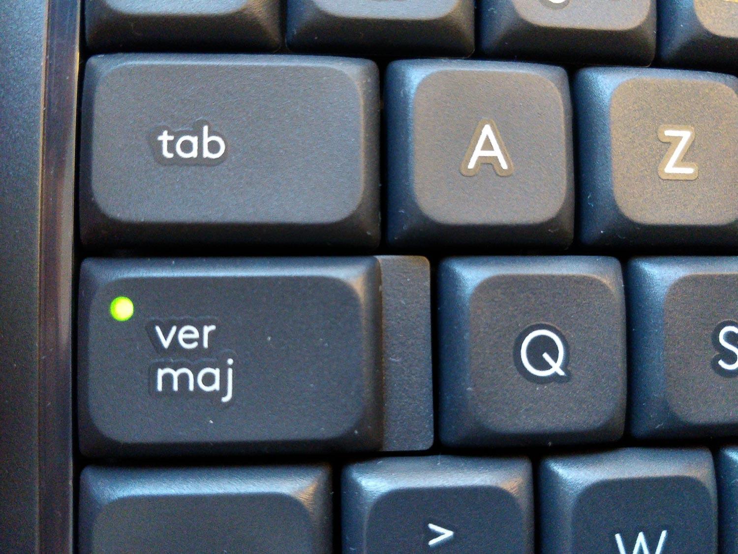 LOGITECH MK540 ADVANCED Wireless Keyboard and Mouse Combo - FRA - CENTRAL