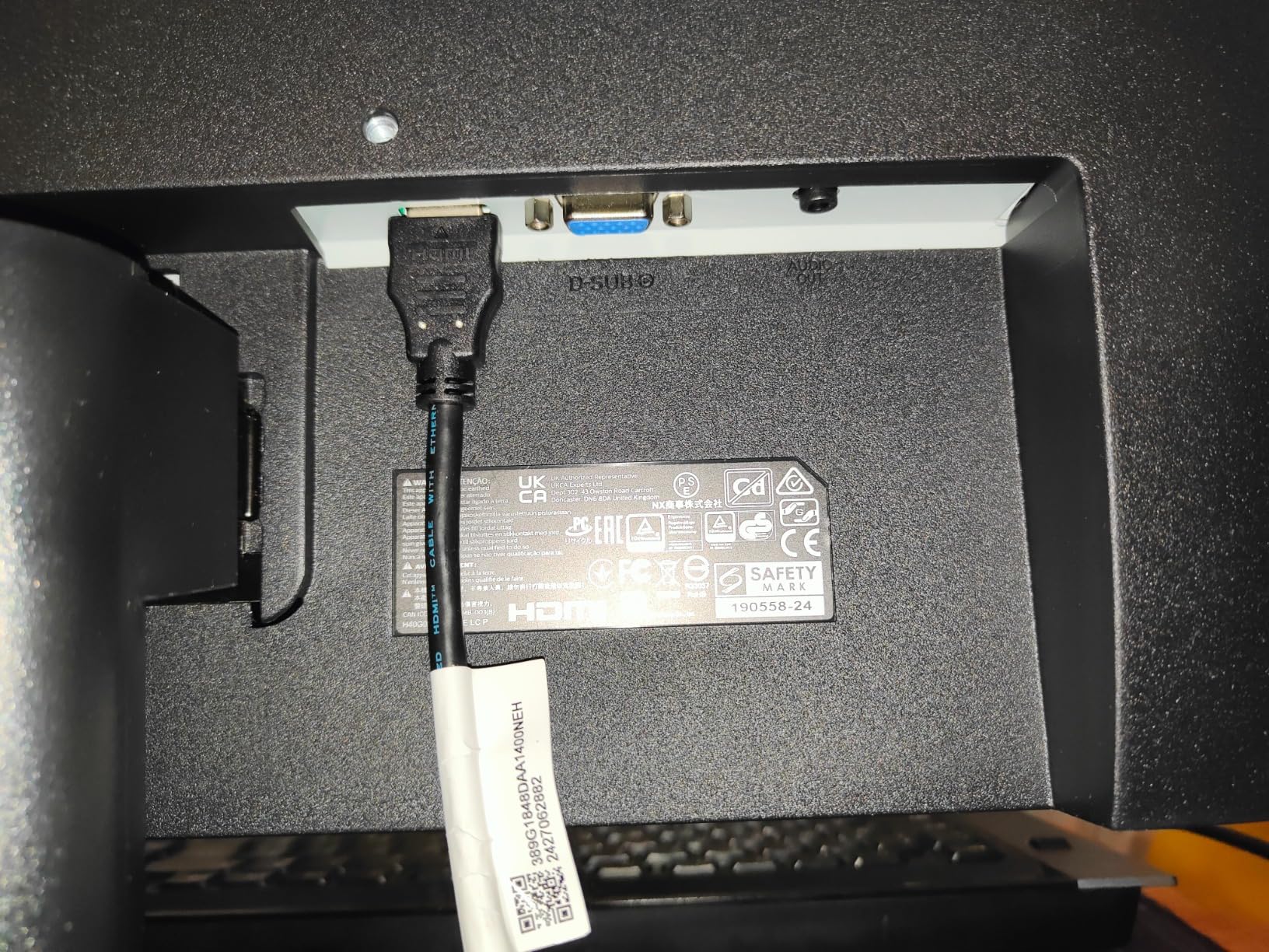 PHILIPS 221V8/00 Ã‰cran LED - 22''- 1920 x 1080 Full HD (1080p) @ 75 Hz - VA - 200 cd/mÂ² - 4000:1 - 4 ms - HDMI, VGA