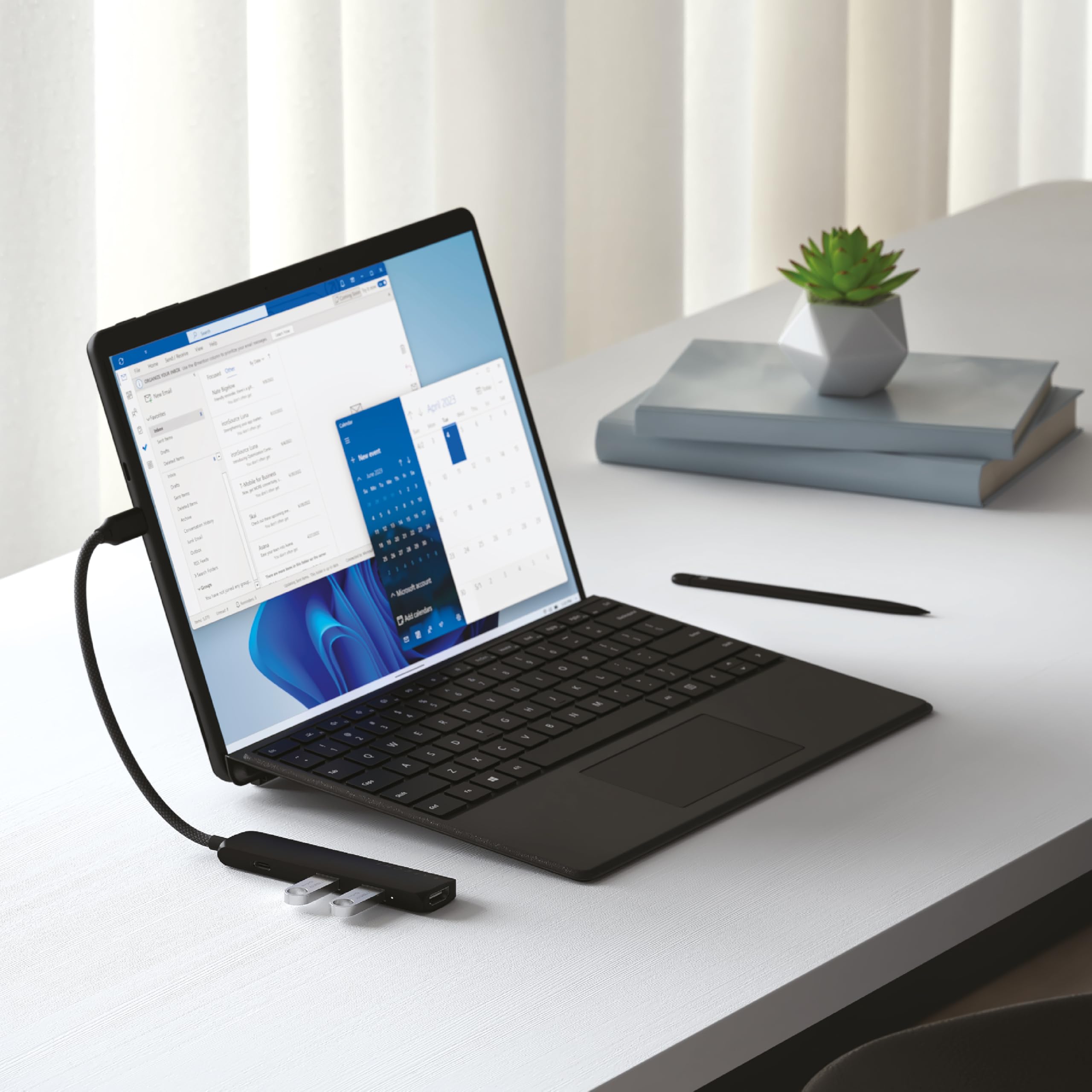 4-IN-1 USB-C MULTIPORT ADAPTER 4K BLACK