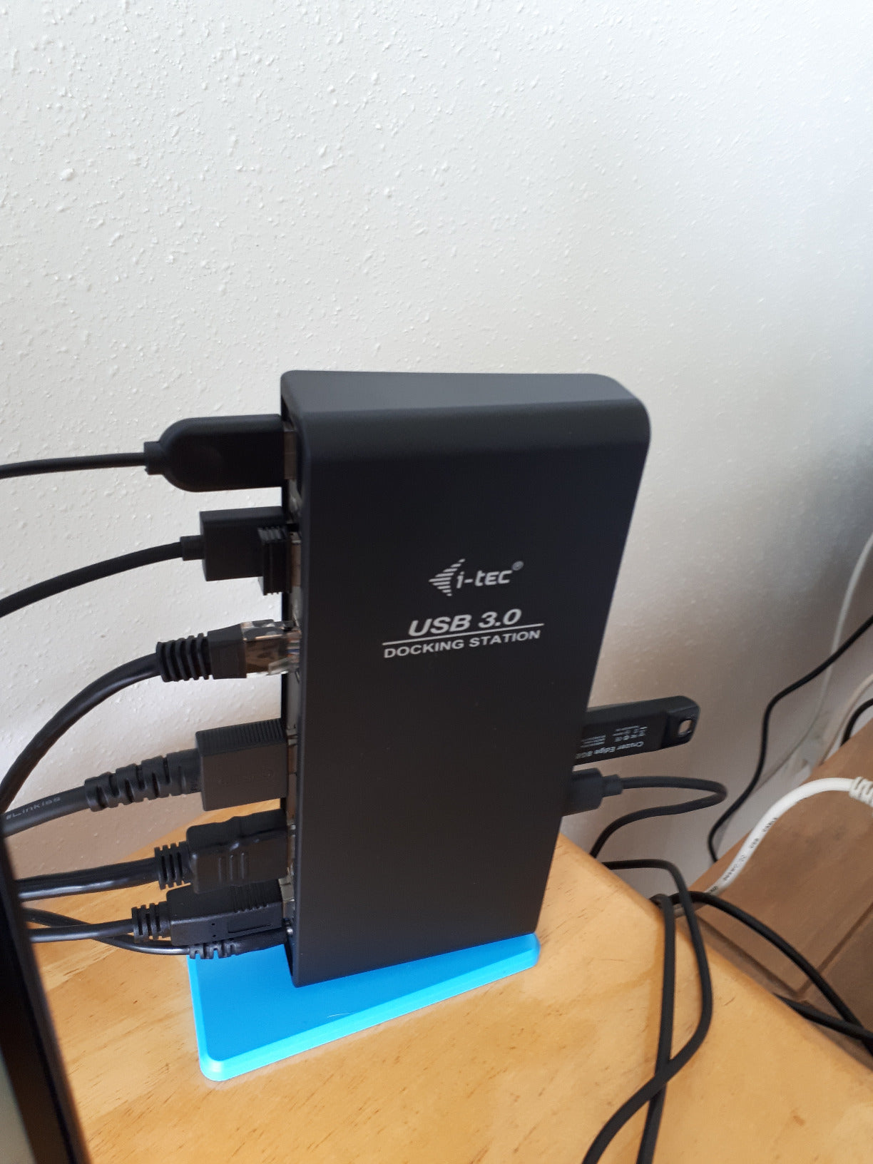 I-TEC USB 3.0/USB-C Dual HDMI Docking Station 2xHDMI 1xGLAN 2xUSB 3.0 4xUSB 2.0 1xAudio 1xMic