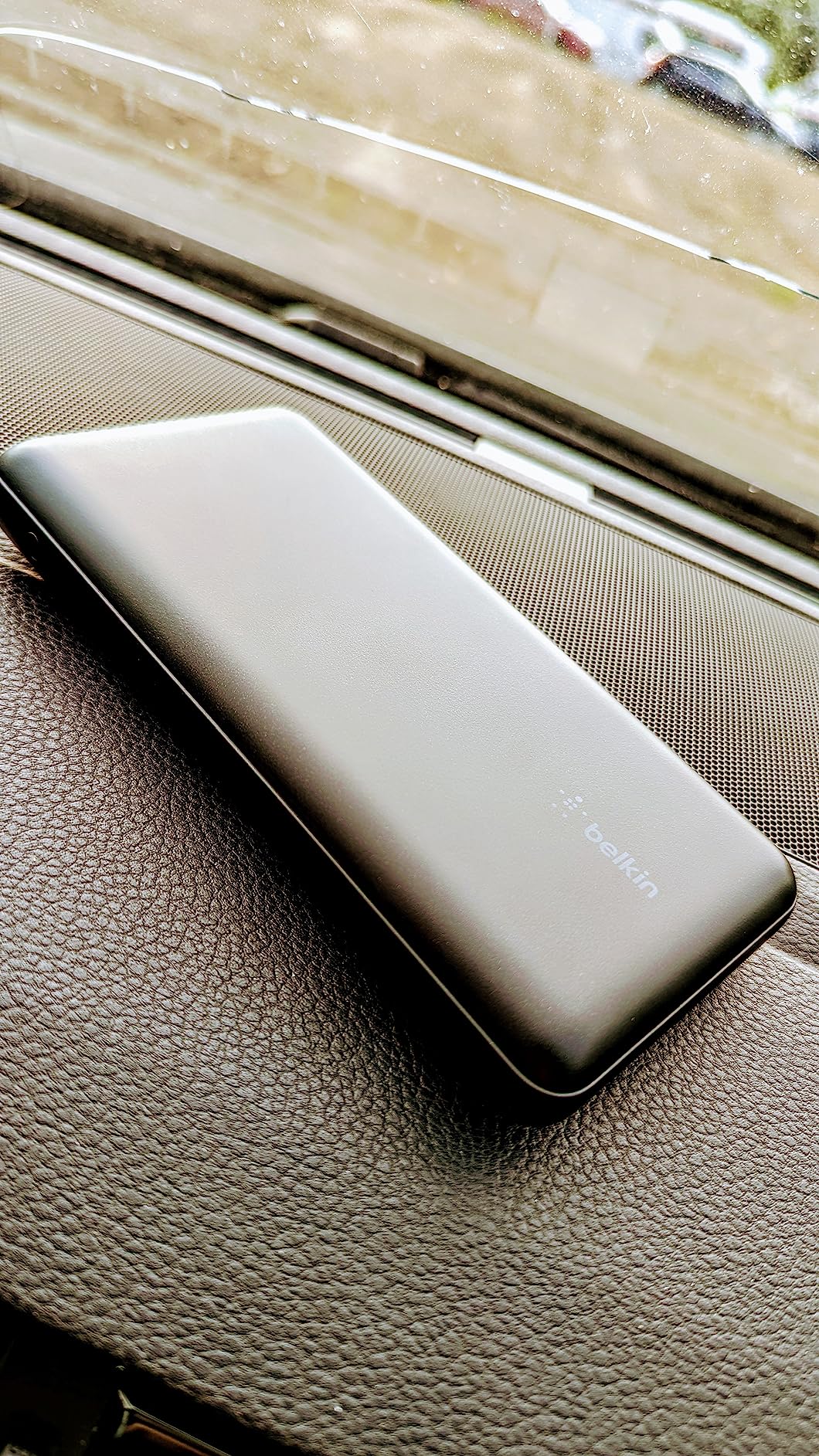 BELKIN Powerbank 20K 15W USB-C cable inclus + 2 USB-A Rose