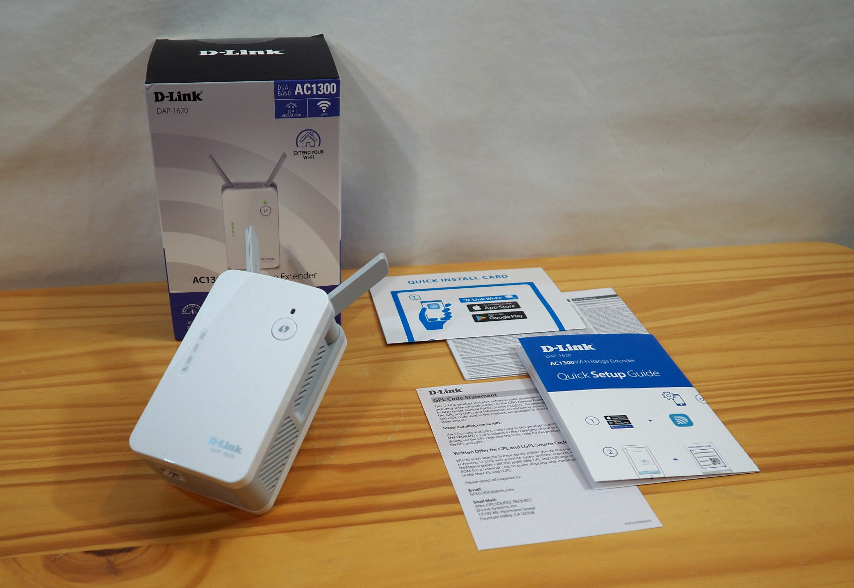 D-Link DAP-1610 Émetteur et récepteur réseau Blanc 10, 100 Mbit/s