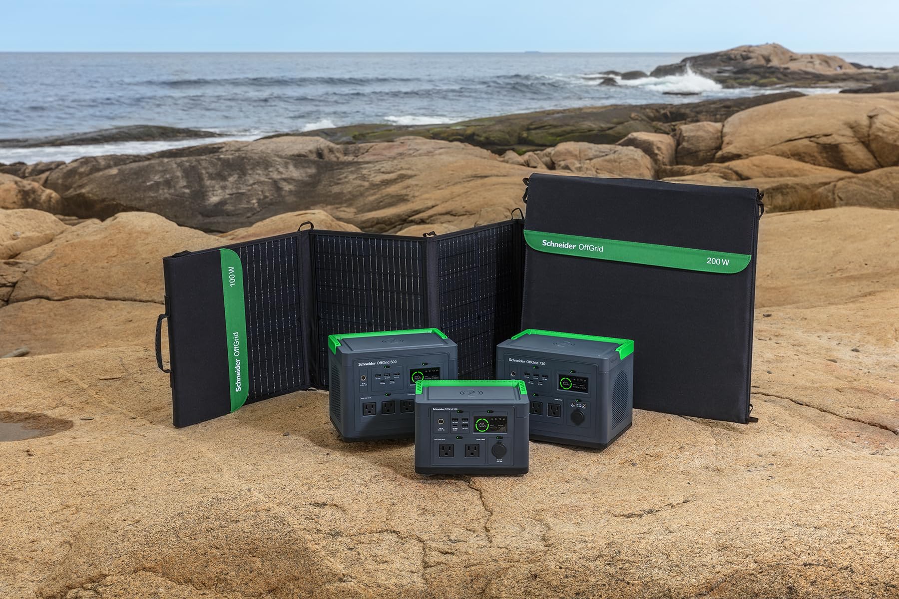 APC OffGrid PSP200 Solar panel portable 200Watt output connectors 1