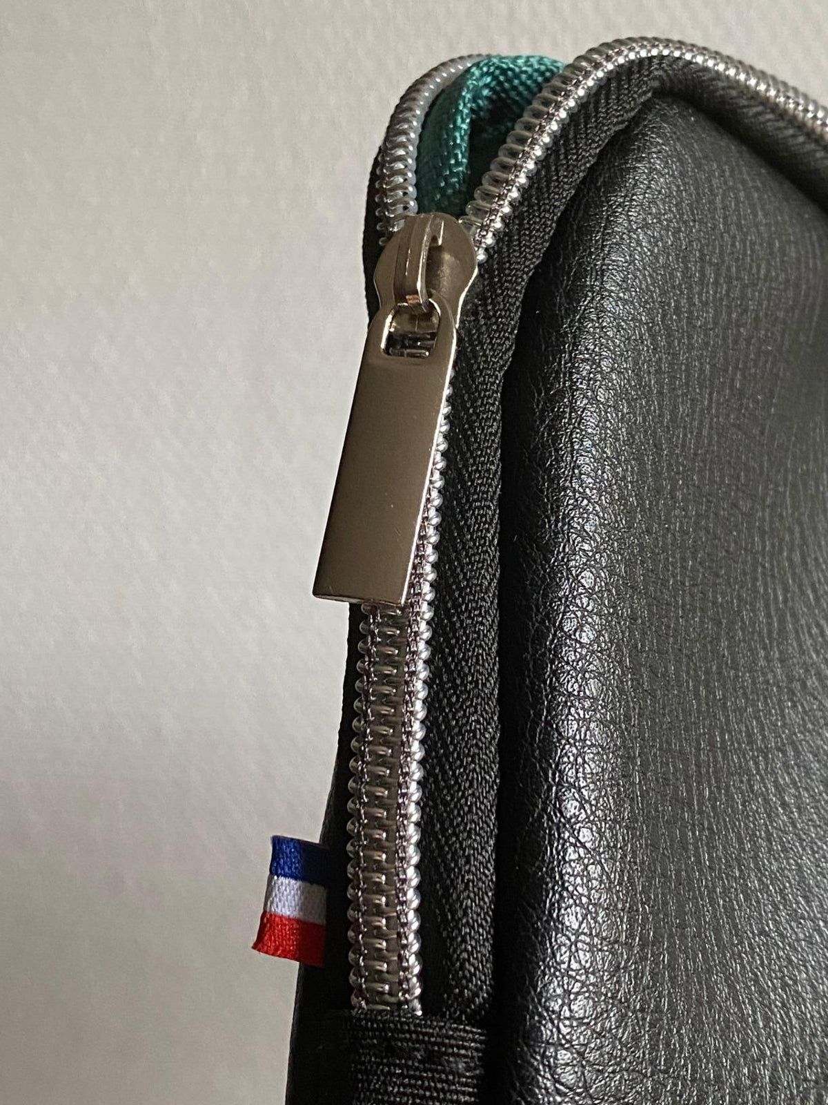 Pure Sleeve 12.5-14'' - Silver Zip