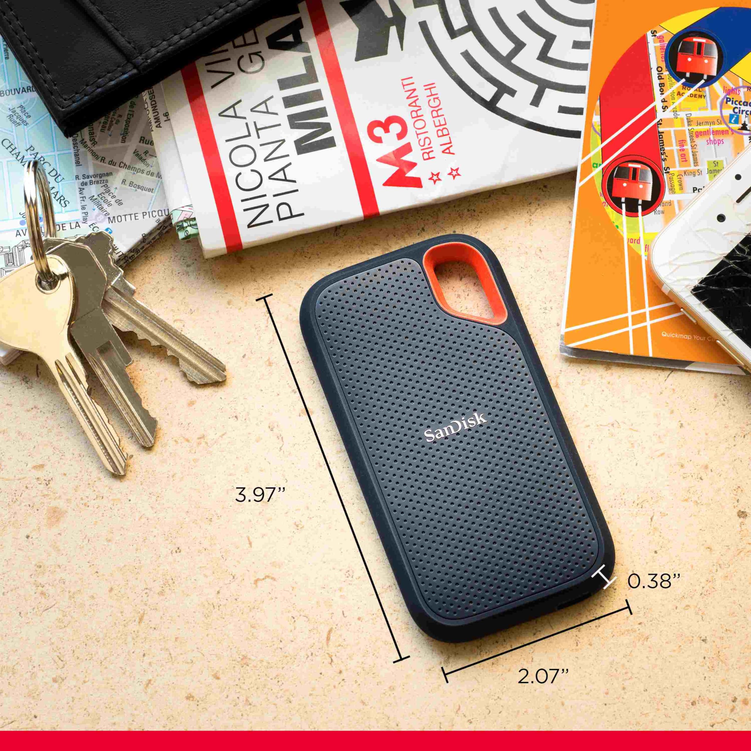 SANDISK Extreme 8To Portable SSD up to 1050Mo/s Read and 1000Mo/s Write Speeds USB 3.2 Gen 2 2-meter drop protection and IP55