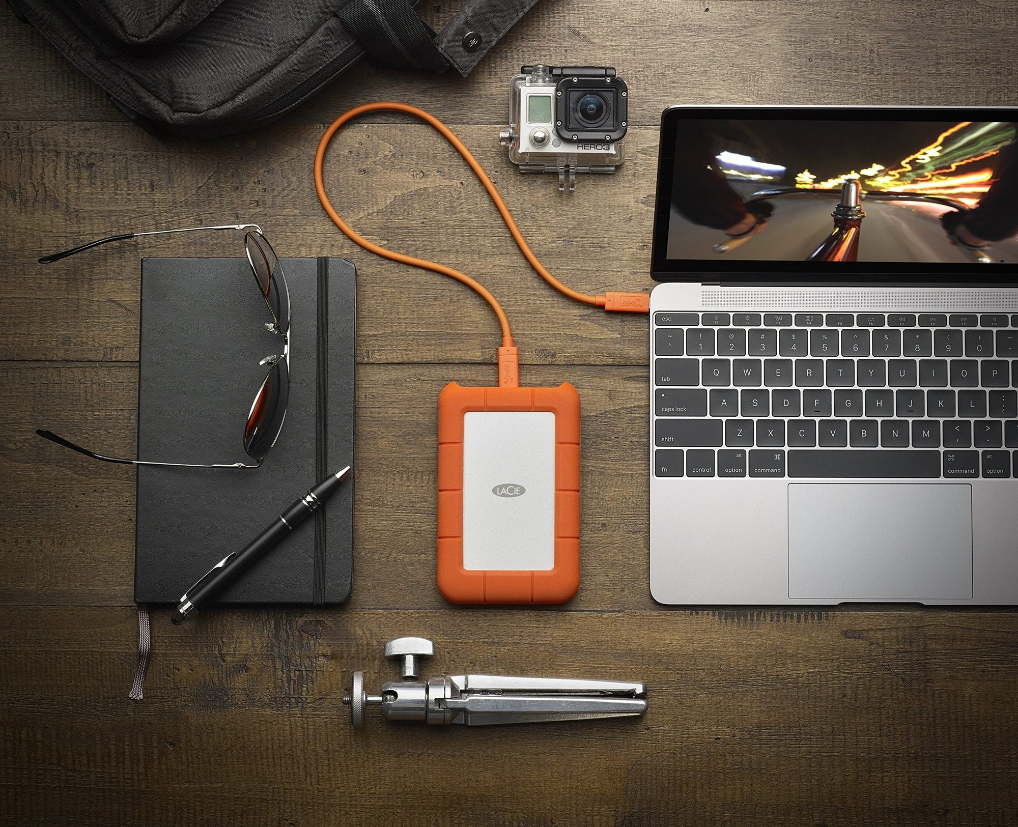 LACIE RUGGED 5TB USB-C USB3.0 Drop- crush- and rain-resistant for all-terrain use orange