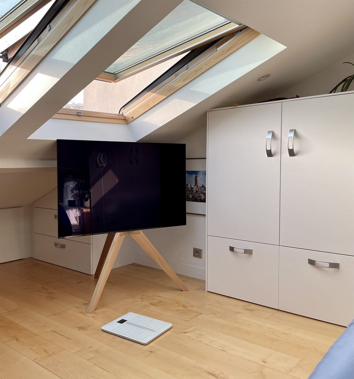 VOGEL S Support TV sur pied NEXT OP2