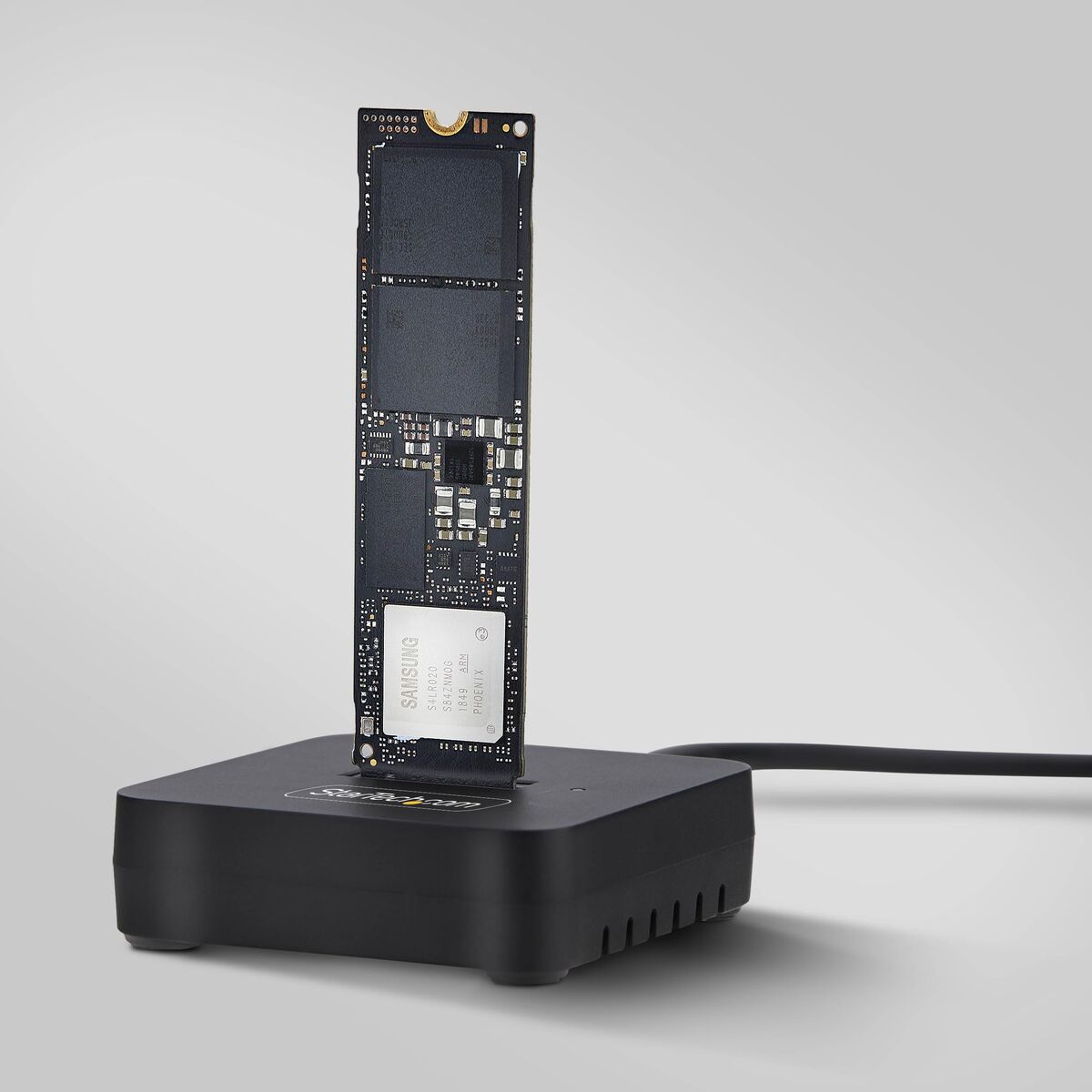USB-C/USB-A to M.2 NVMe Dock Adapter